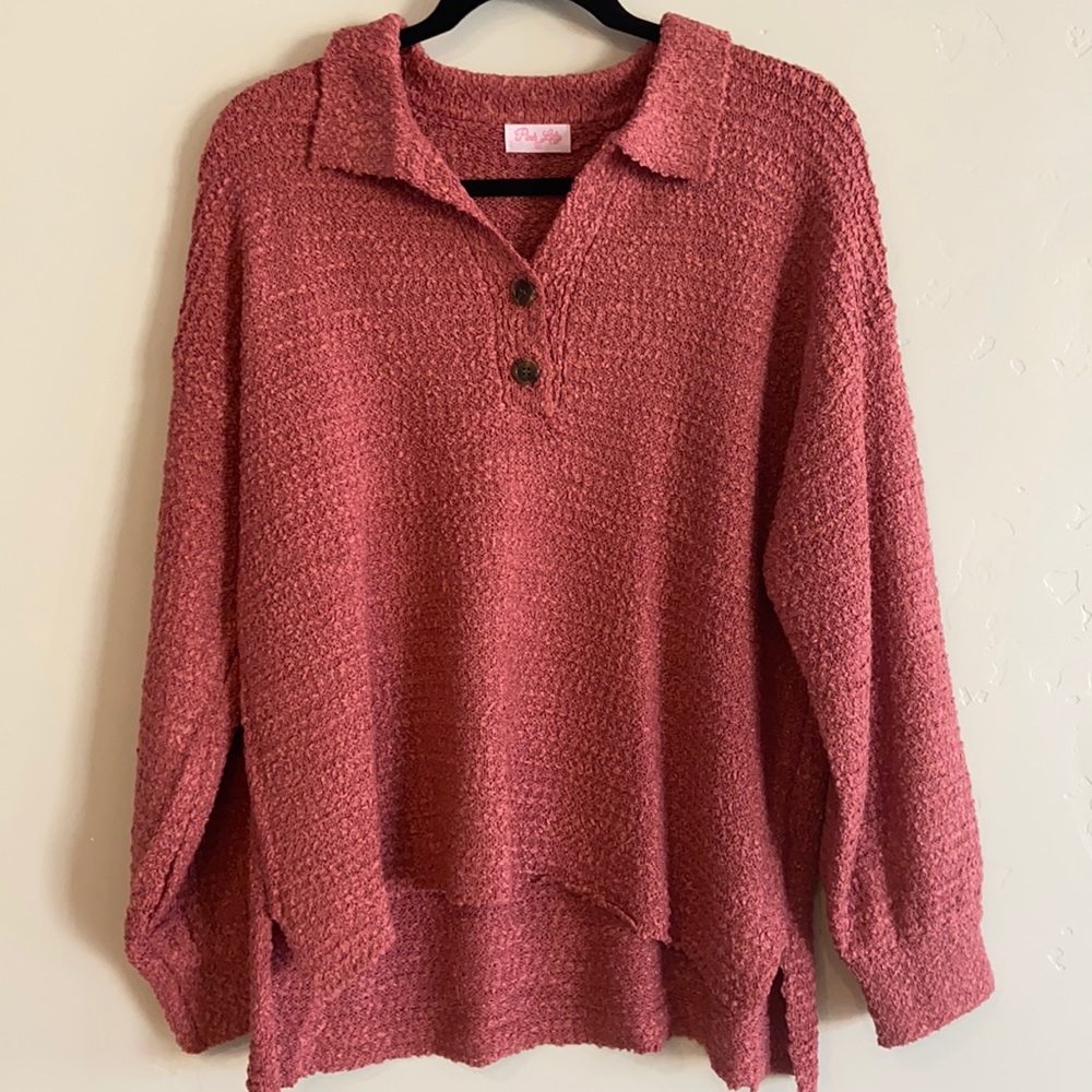 Pink collard sweater with buttons